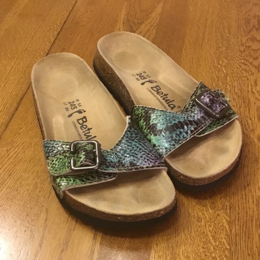 Woman’s Birkenstock aqua/black snakeskin slide sandal. Size 7. Barely worn!